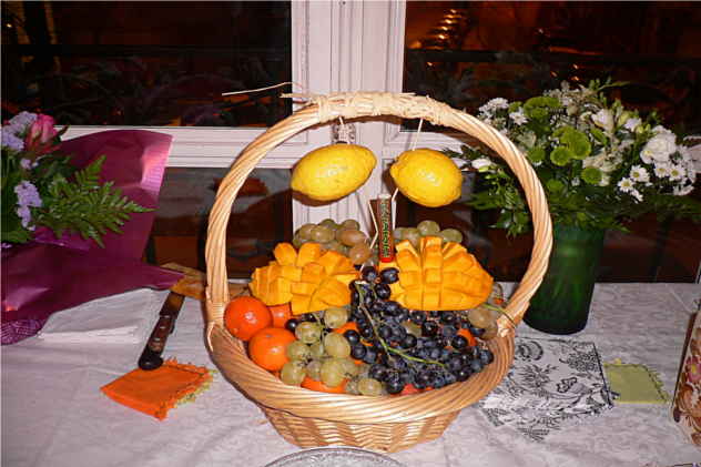 Une corbeille des fruits