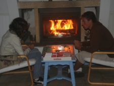 Devant la cheminé