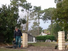 Les poteaux du portail